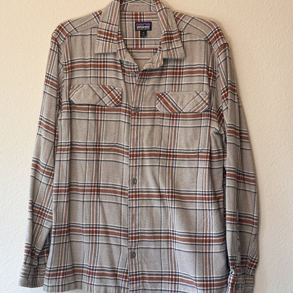 Patagonia Men's Long-Sleeved Midweight Fjord Flannel Shirt